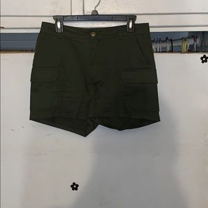 Avery shorts ( olive ) high wasted